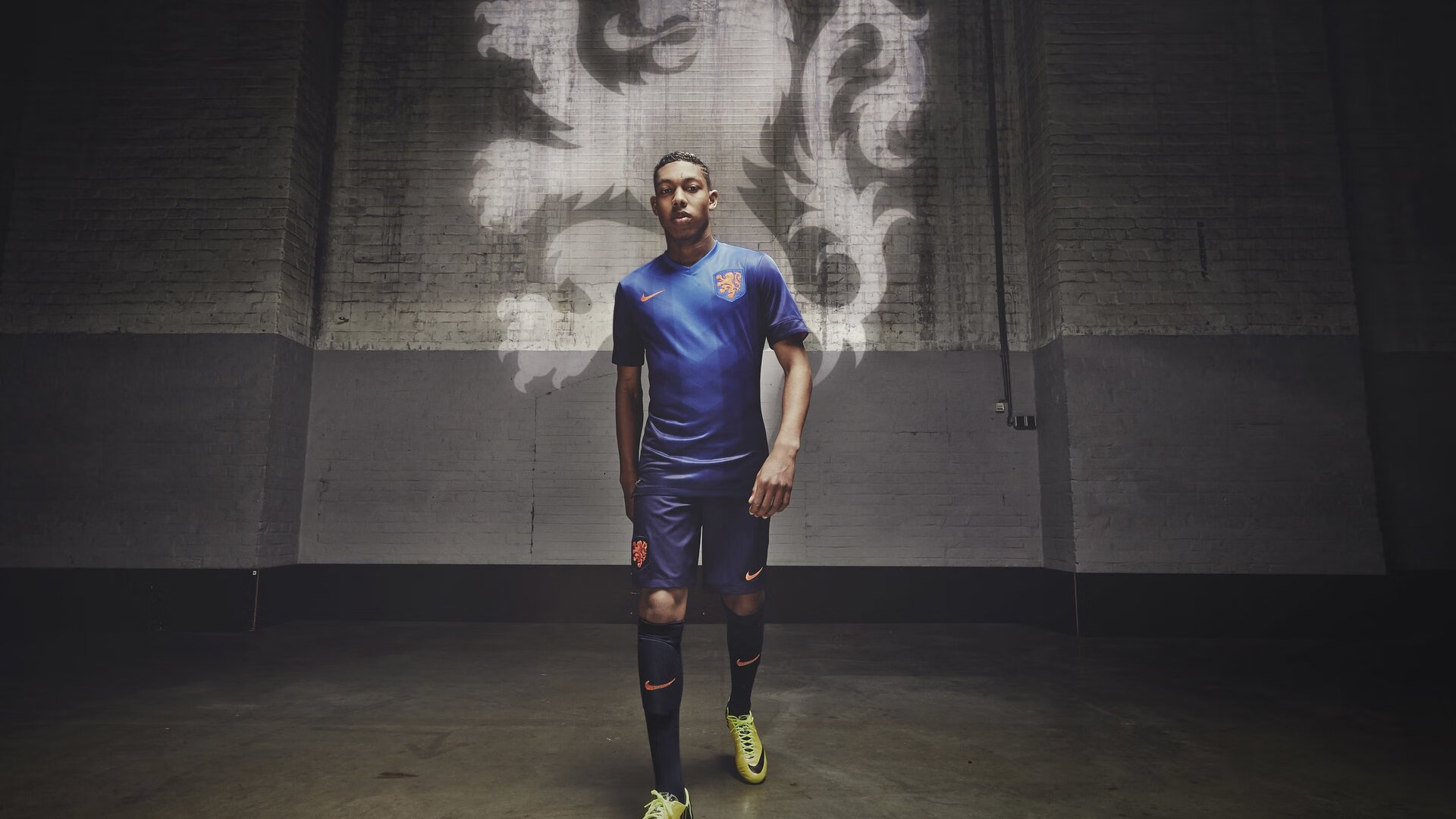 阿克独造四球点燃全场，卡塔尔补时绝杀燃爆亚洲之夜！